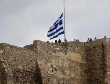 Ο Υπουργός Πολιτισμού «χαιρέτισε» τον μαρμαροτεχνίτη Ιάκωβο Κλάδιο που έχασε τη ζωή του στο Μάτι